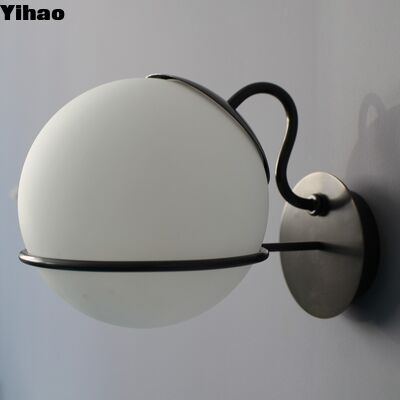 Modern Design Iron Body Wall Lamp with 3500K Warm White LED for Living Room and Bedroom